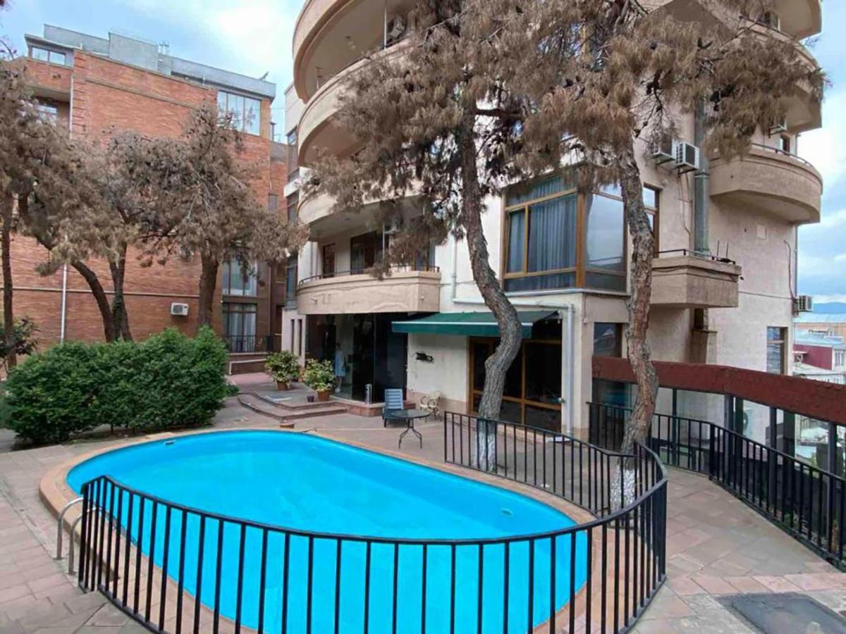 Urban Lodge Hotel Rooms And Suits Tbilisi Exterior foto