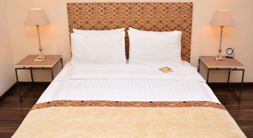 Urban Lodge Hotel Rooms And Suits Tbilisi Quarto foto