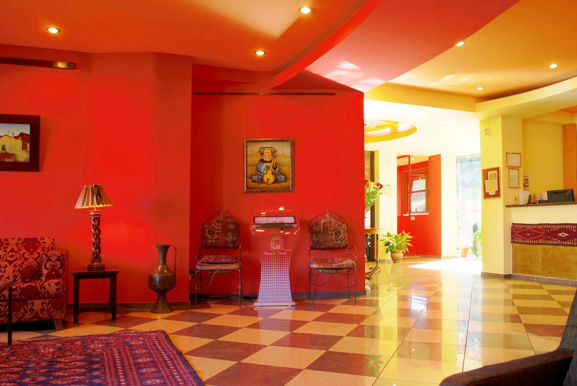 Urban Lodge Hotel Rooms And Suits Tbilisi Exterior foto