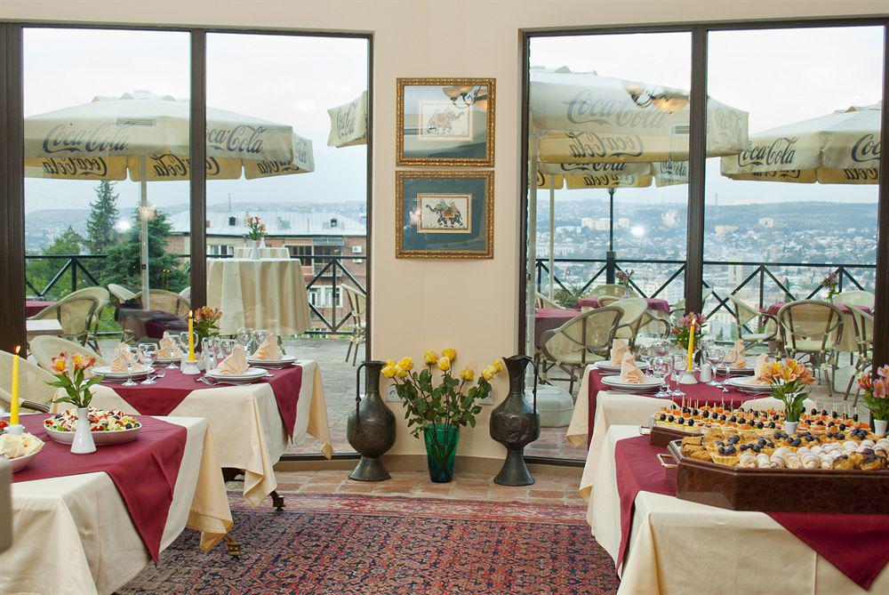 Urban Lodge Hotel Rooms And Suits Tbilisi Exterior foto